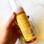 فوم شست و شوی صورت زرد چویه نوتروژینا - تصویر 3