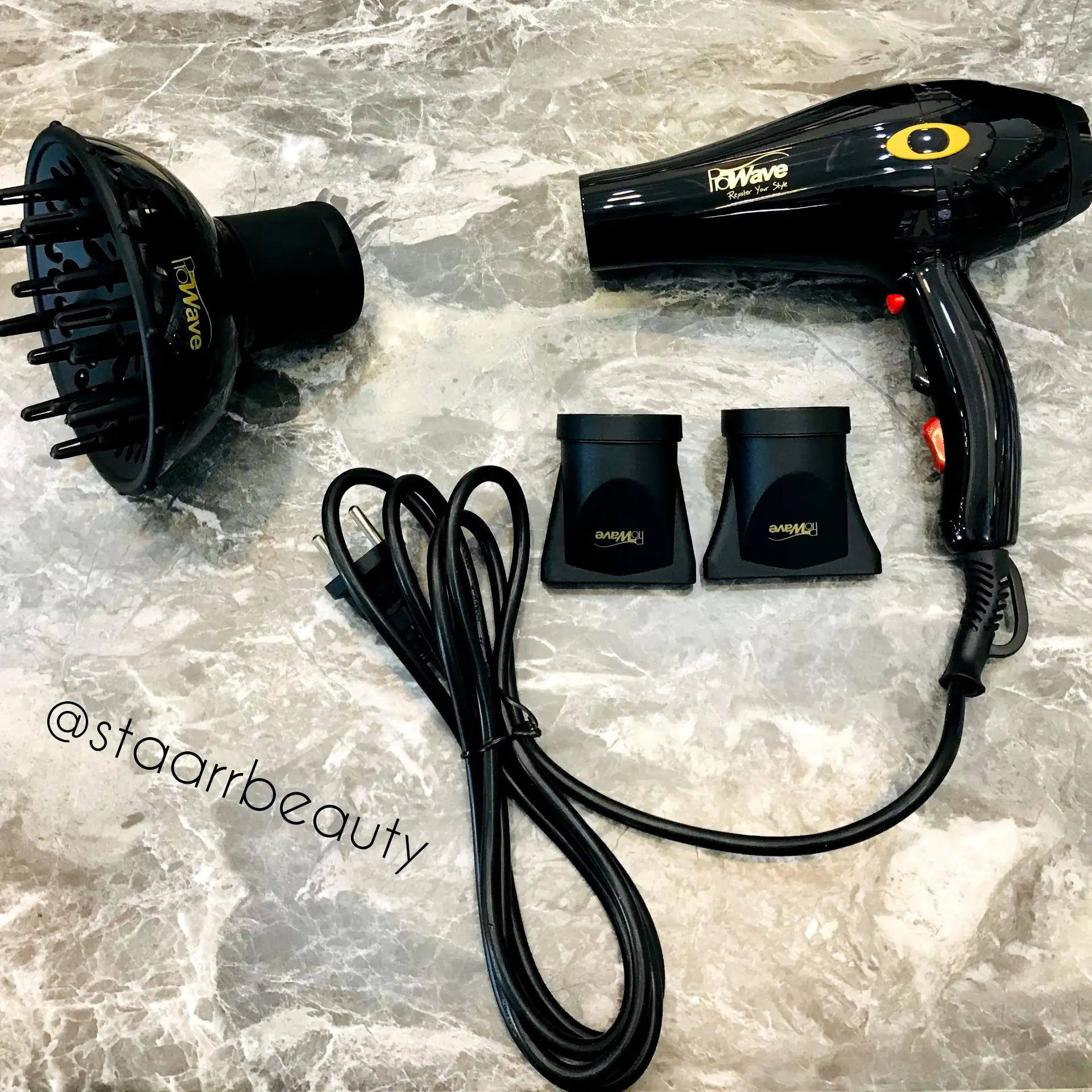 featured_ProductID-24346 سشوار حرفهای پروویو مدل PW-3104 با توان 2100 وات - تصویر 1