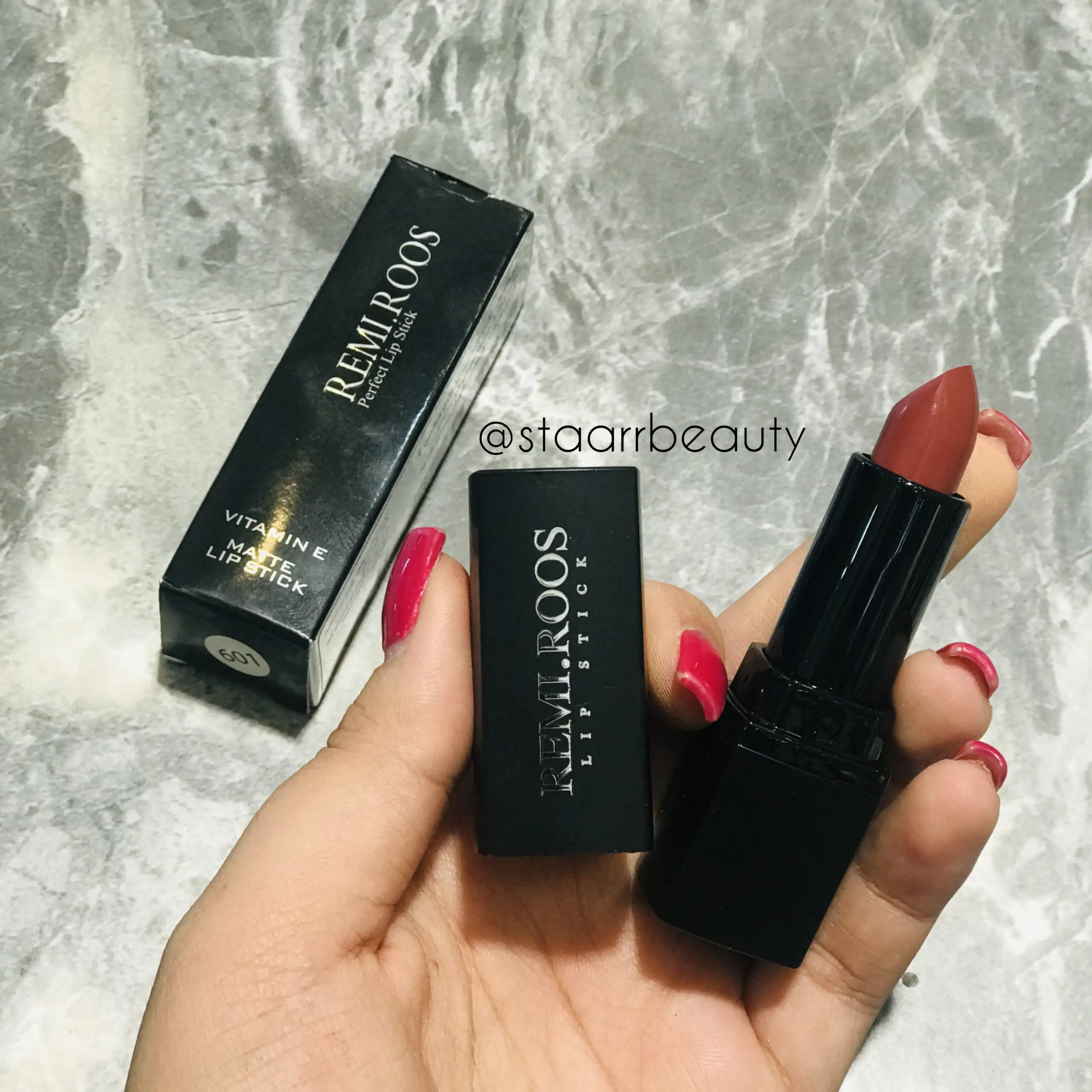 featured_ProductID-26339 رژ جامد رمی رز remi roos lipstick - تصویر 1