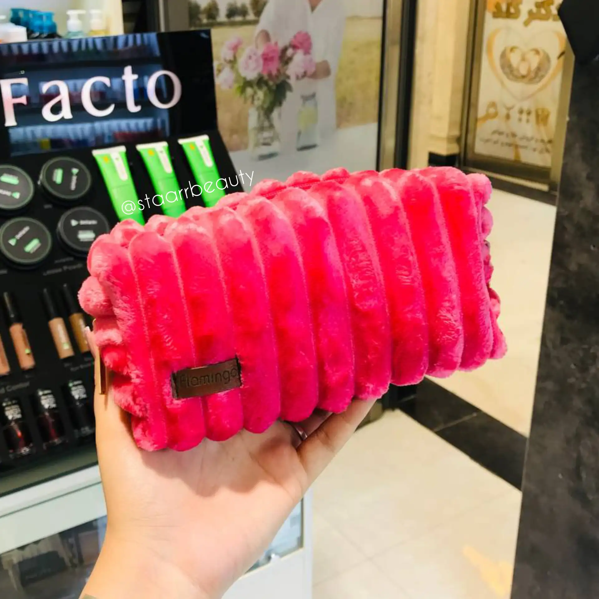 featured_ProductID-105938 کیف آرایشی پشمالو برند flamingo رنگ صورتی - تصویر 1