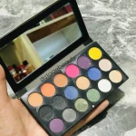 پالت سایه 18رنگ برند آلیس alice eye shadow C