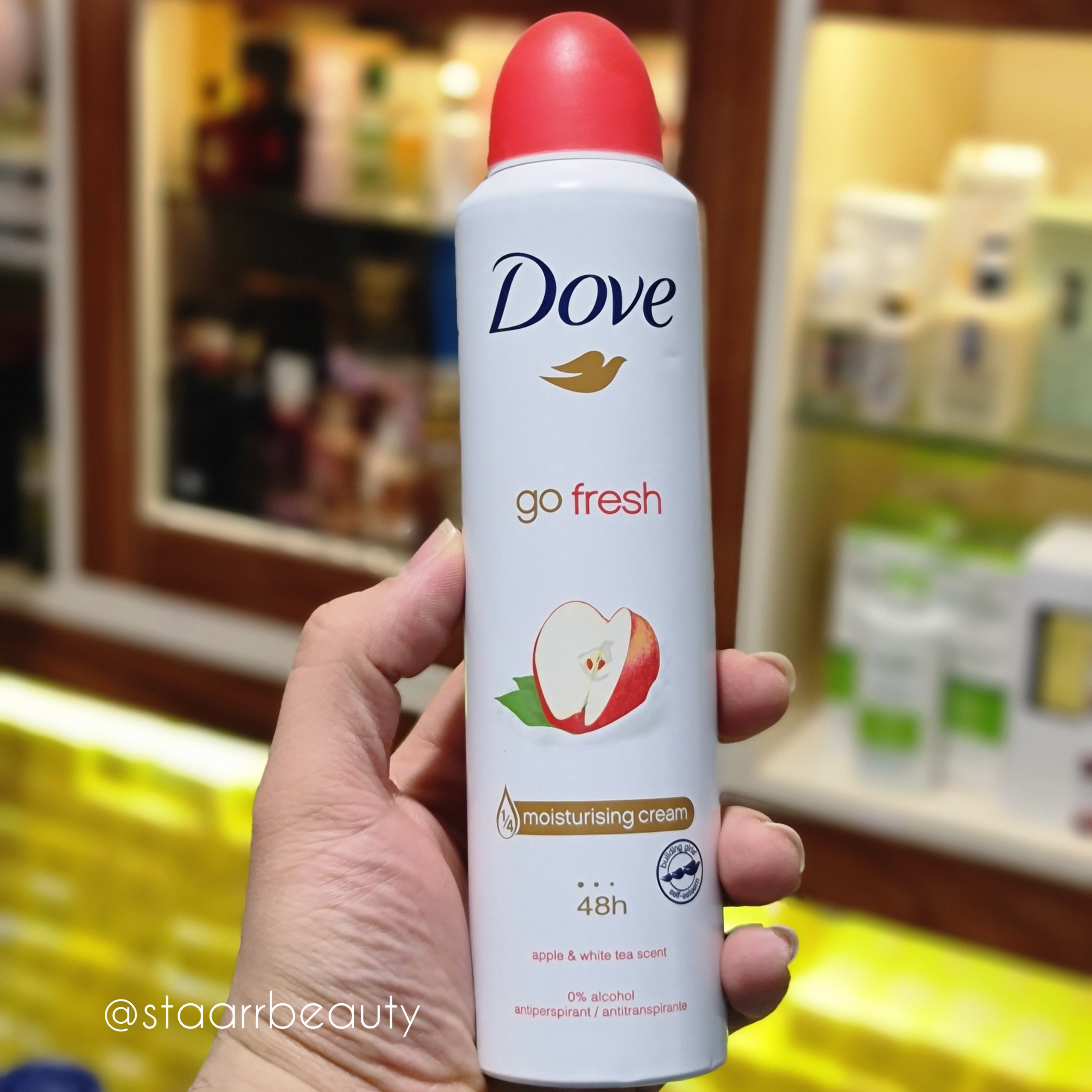 InShot_20250828_185617009 اسپری ضد تعریق داو با رایحه سیب و چای سفید زنانه - تصویر 1
