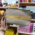 کیف ارایشی کنفی رنگ کرمی